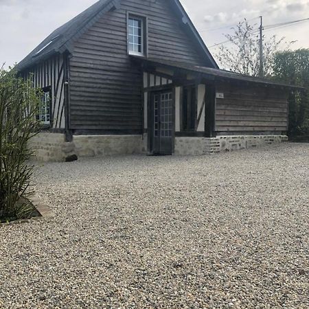 Gîte 'les matins calmes ' Cheffreville-Tonnencourt Extérieur photo